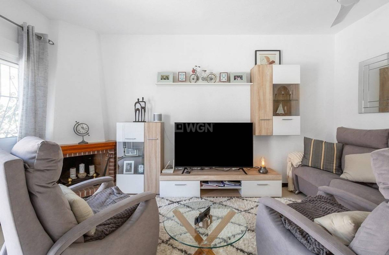 Odsprzedaż - Villa - Torrevieja - La Mata