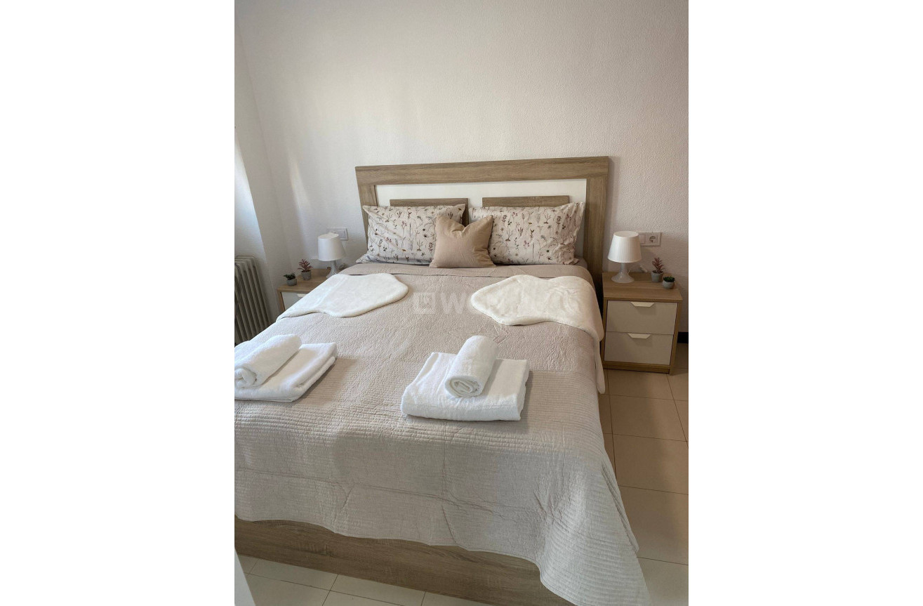 Odsprzedaż - Villa - Torrevieja - La Mata