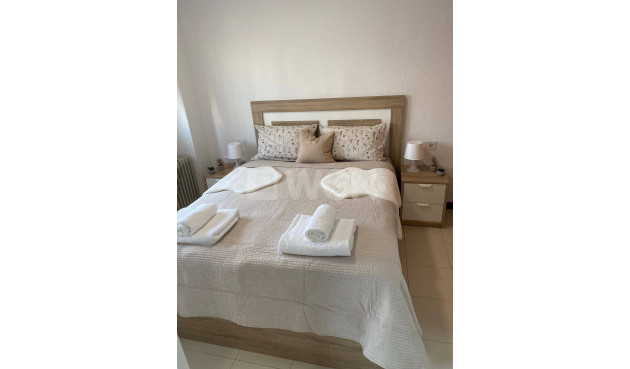 Odsprzedaż - Villa - Torrevieja - La Mata