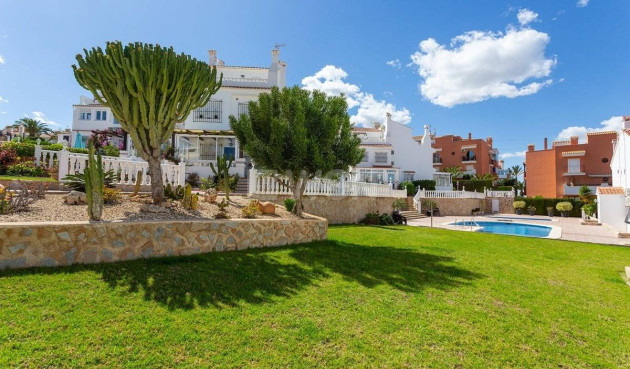 Odsprzedaż - Villa - Torrevieja - La Mata