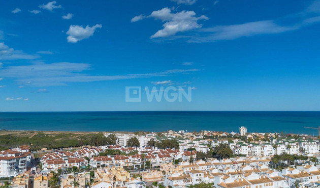 Odsprzedaż - Villa - Torrevieja - La Mata