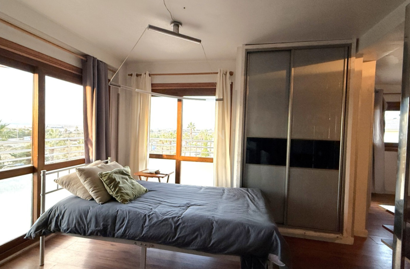 Odsprzedaż - Mieszkanie w bloku - Torrevieja - Costa Blanca