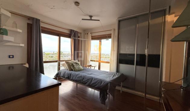 Odsprzedaż - Mieszkanie w bloku - Torrevieja - Costa Blanca