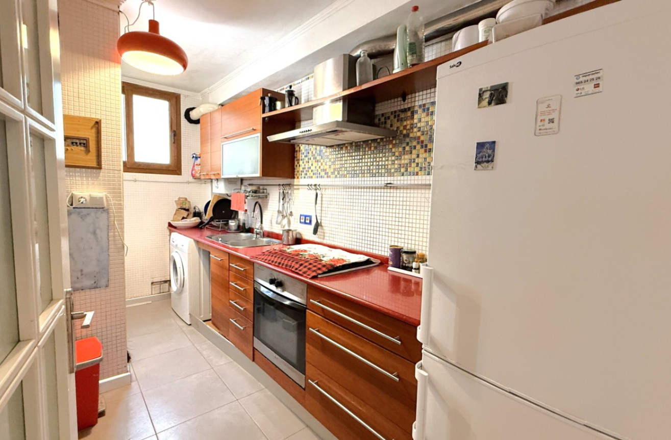 Odsprzedaż - Mieszkanie w bloku - Torrevieja - Costa Blanca