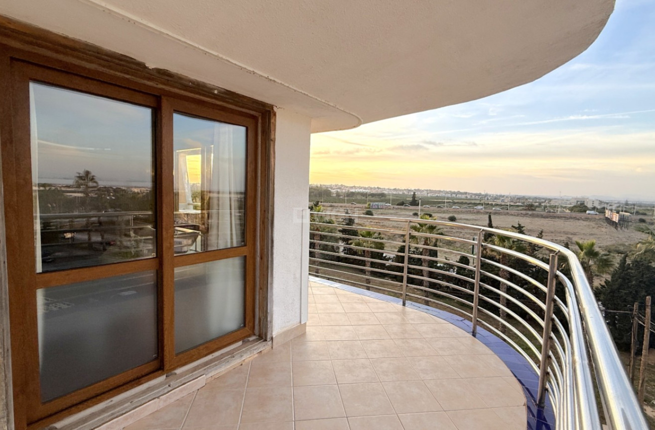 Odsprzedaż - Mieszkanie w bloku - Torrevieja - Costa Blanca