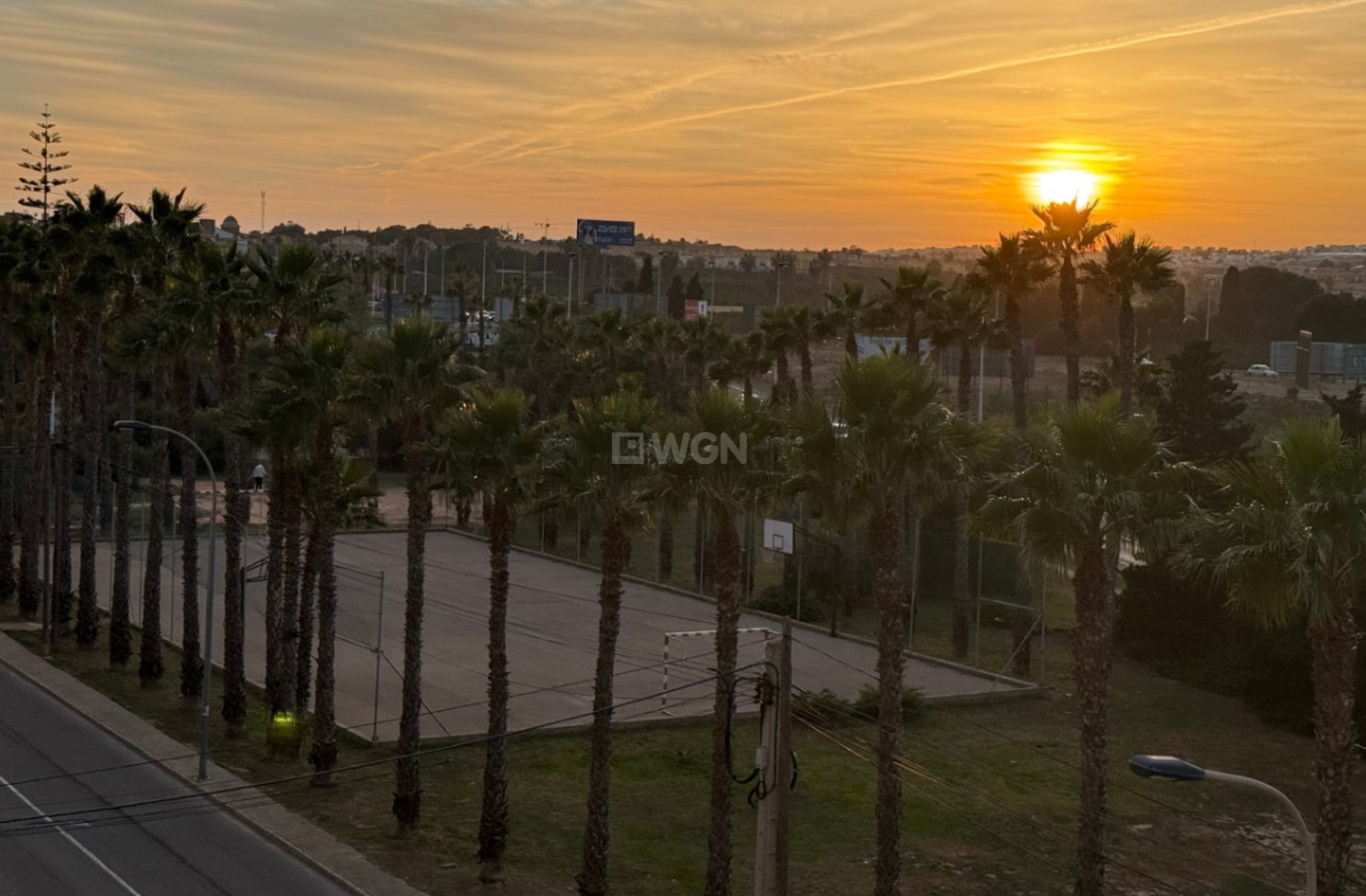 Odsprzedaż - Mieszkanie w bloku - Torrevieja - Costa Blanca