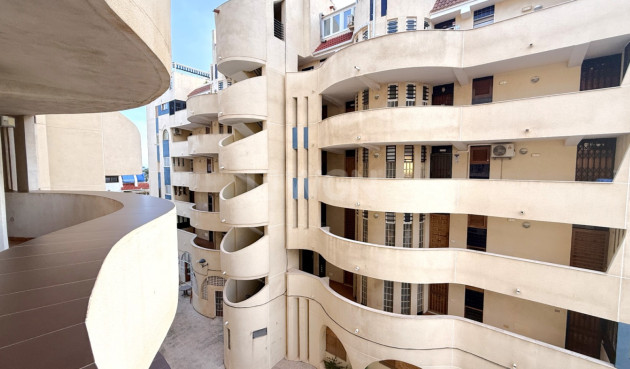 Odsprzedaż - Mieszkanie w bloku - Torrevieja - Costa Blanca