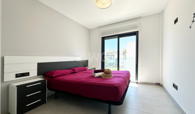 Odsprzedaż - Mieszkanie w bloku - Guardamar del Segura - Costa Blanca
