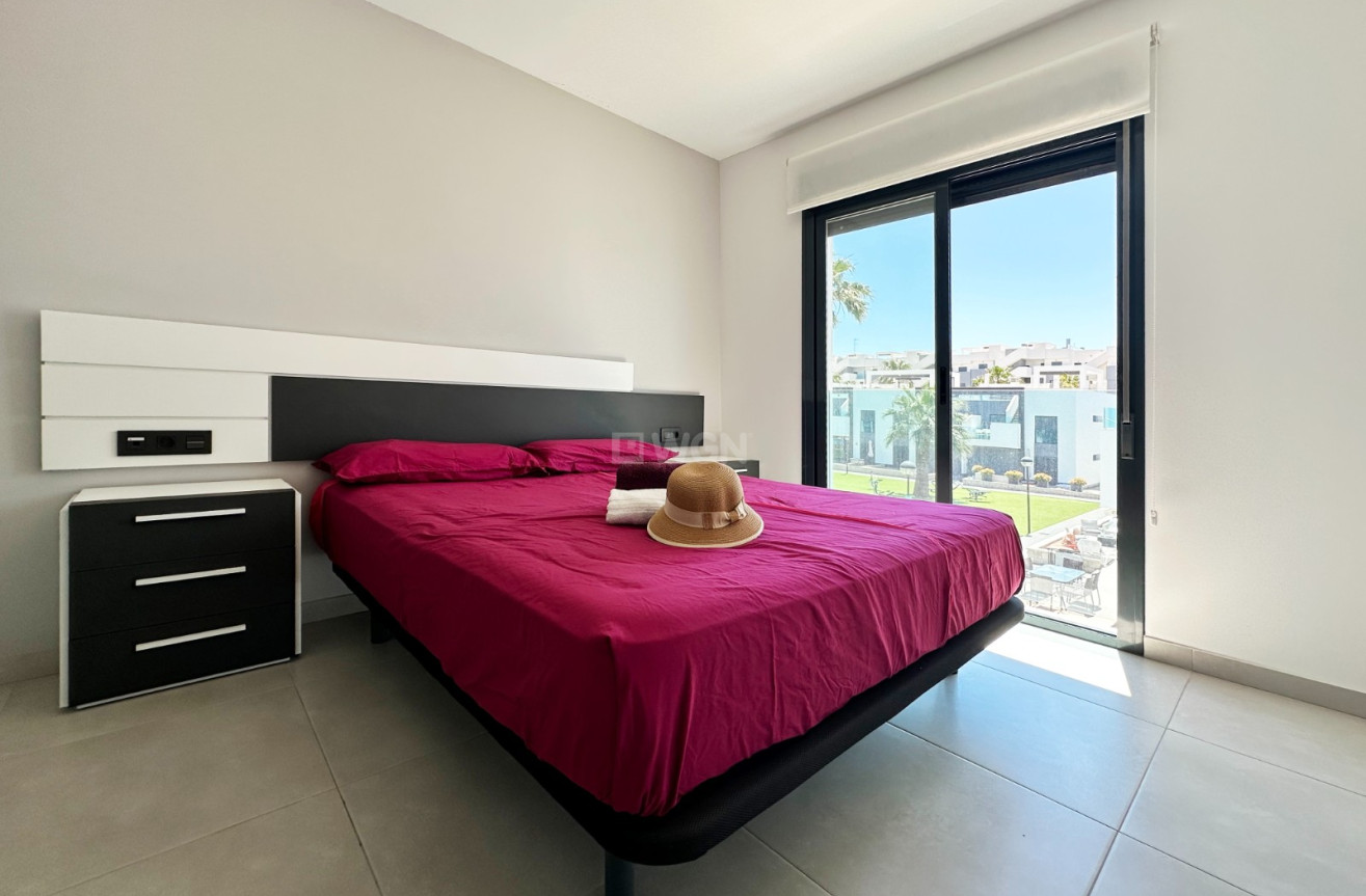 Odsprzedaż - Mieszkanie w bloku - Guardamar del Segura - Costa Blanca