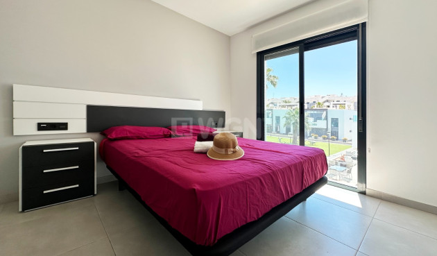 Odsprzedaż - Mieszkanie w bloku - Guardamar del Segura - Costa Blanca