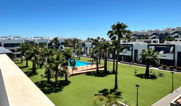 Odsprzedaż - Mieszkanie w bloku - Guardamar del Segura - Costa Blanca