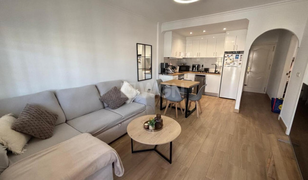 Odsprzedaż - Mieszkanie w bloku - Torrevieja - Costa Blanca
