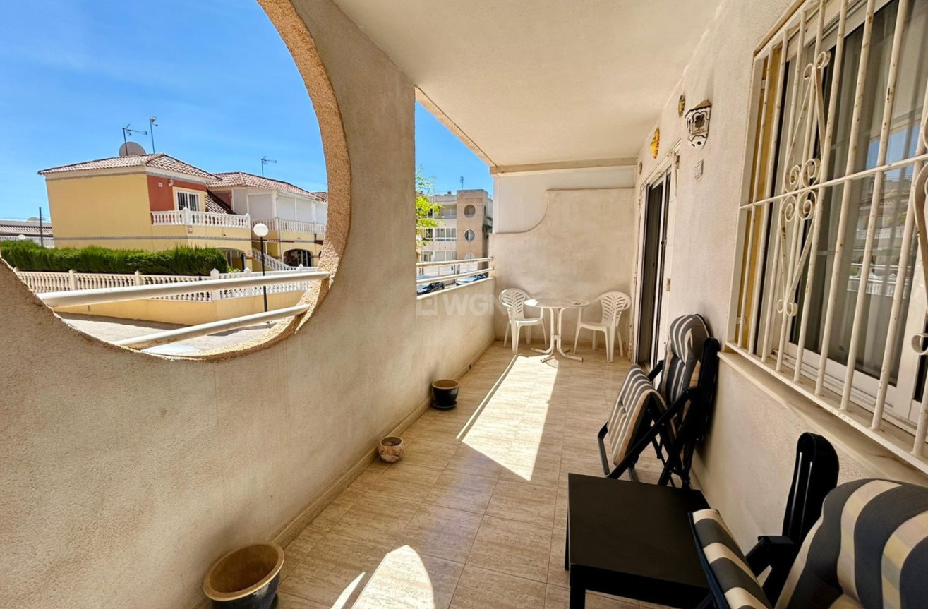 Odsprzedaż - Mieszkanie w bloku - Torrevieja - Costa Blanca