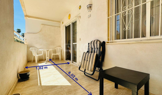 Odsprzedaż - Mieszkanie w bloku - Torrevieja - Costa Blanca