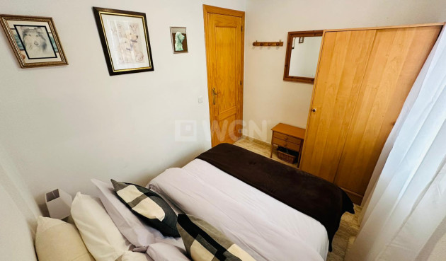 Odsprzedaż - Mieszkanie w bloku - Torrevieja - Costa Blanca