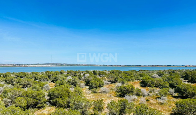 Odsprzedaż - Mieszkanie w bloku - Torrevieja - Costa Blanca