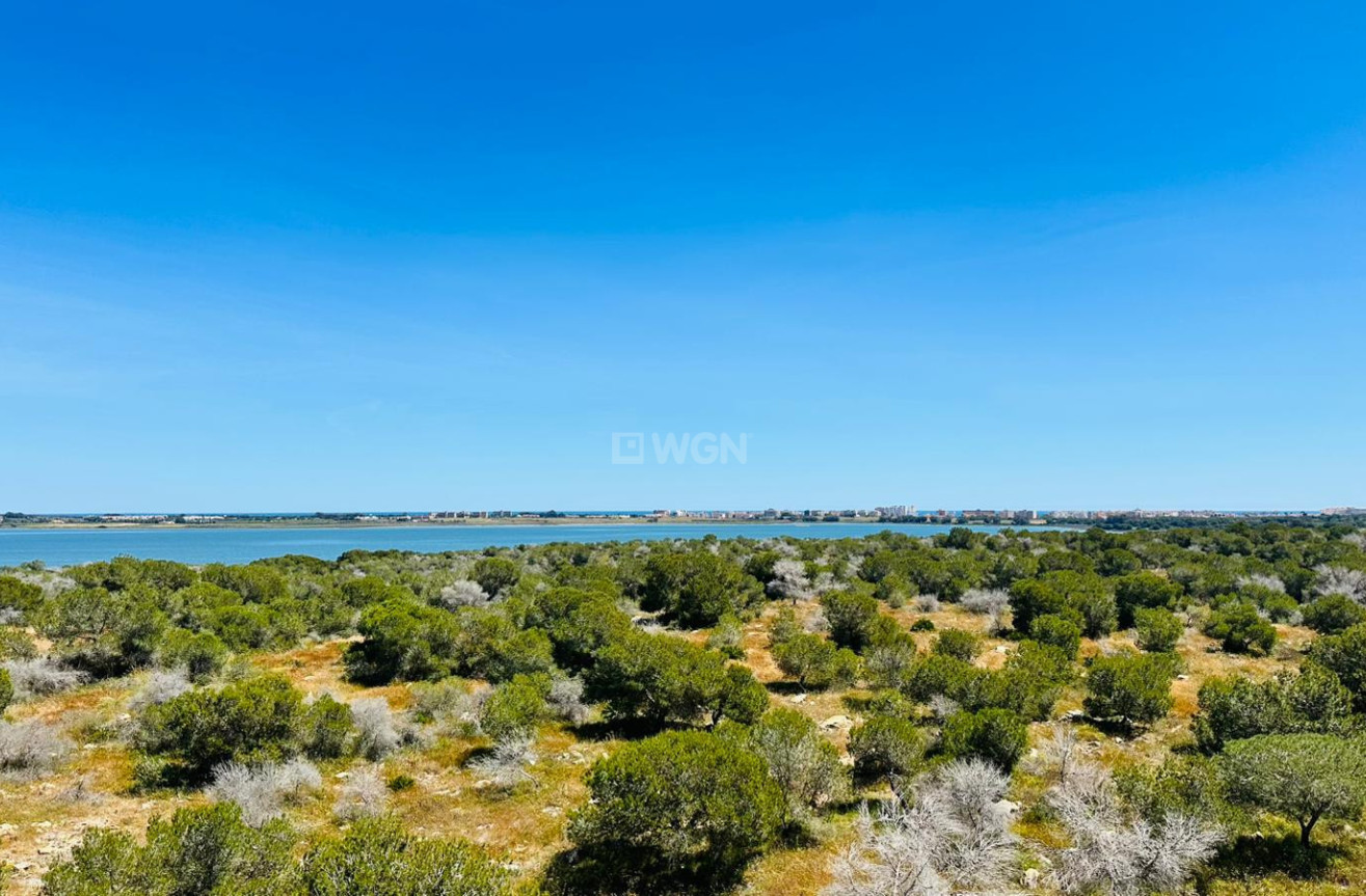 Odsprzedaż - Mieszkanie w bloku - Torrevieja - Costa Blanca