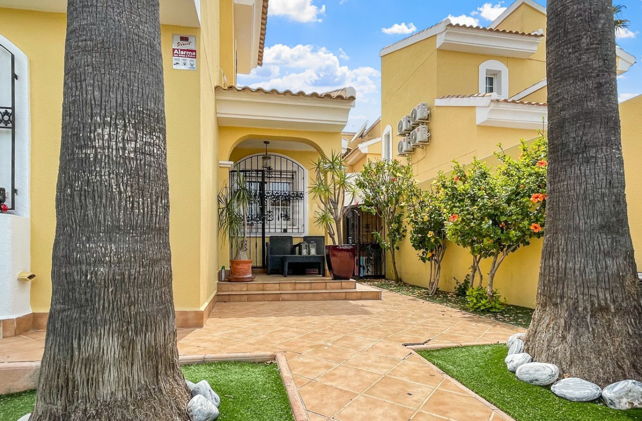 Odsprzedaż - Villa - Orihuela Costa - Costa Blanca