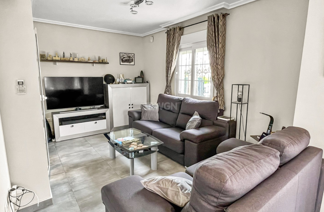 Odsprzedaż - Villa - Orihuela Costa - Costa Blanca