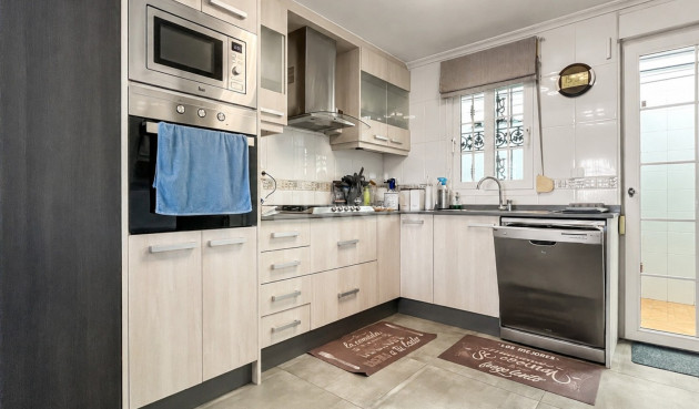 Odsprzedaż - Villa - Orihuela Costa - Costa Blanca