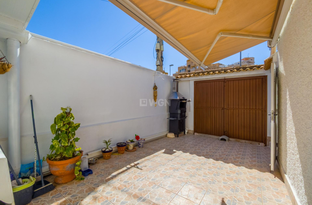 Odsprzedaż - Kamienica - Torrevieja - Nueva Torrevieja