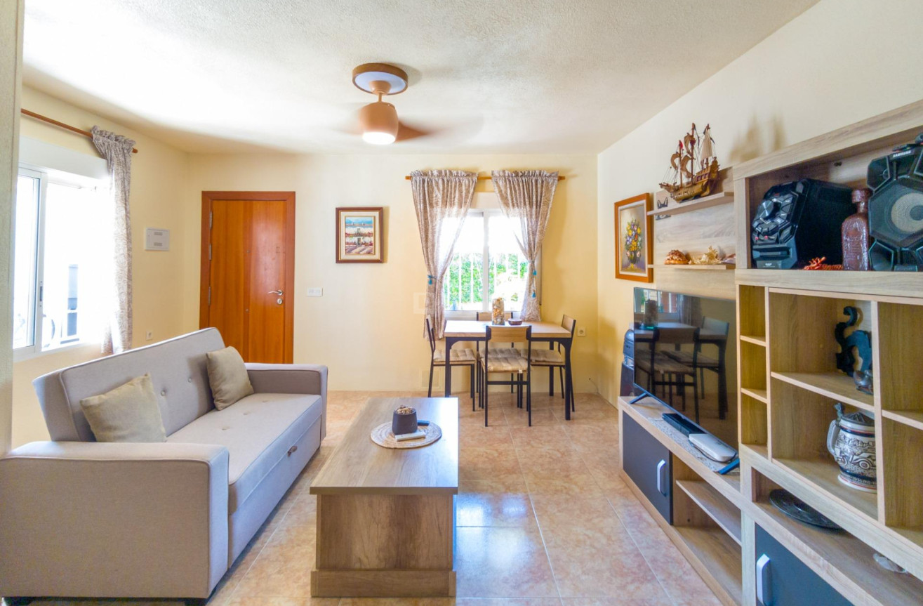 Odsprzedaż - Kamienica - Torrevieja - Nueva Torrevieja