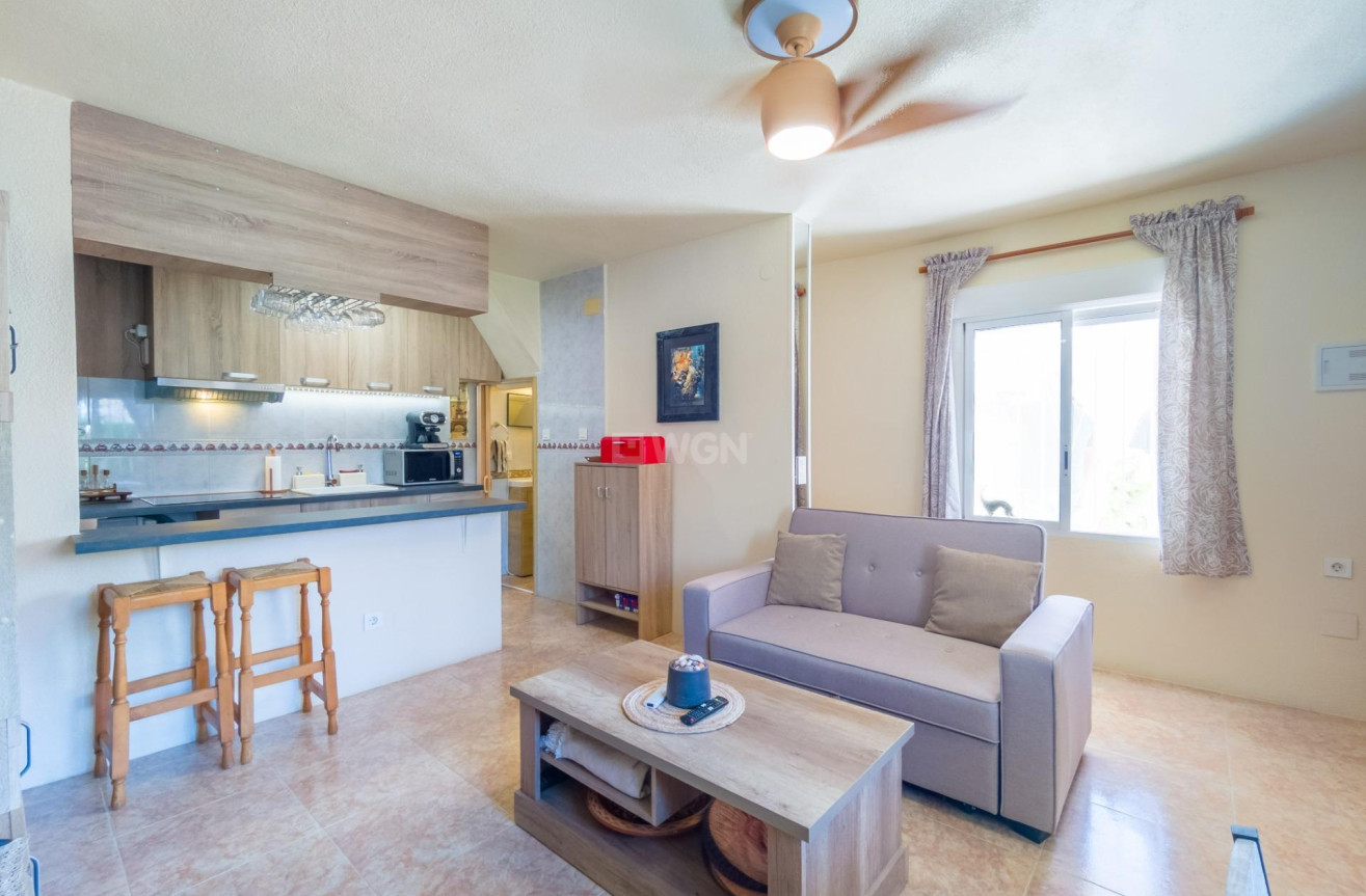 Odsprzedaż - Kamienica - Torrevieja - Nueva Torrevieja
