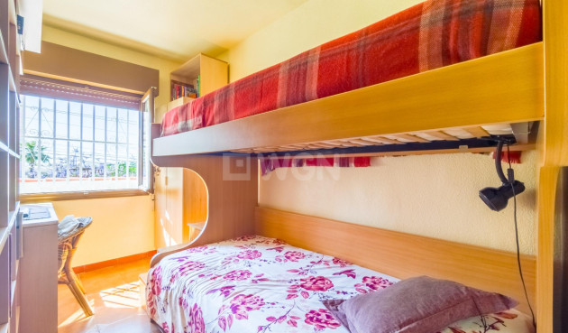 Odsprzedaż - Kamienica - Torrevieja - Nueva Torrevieja