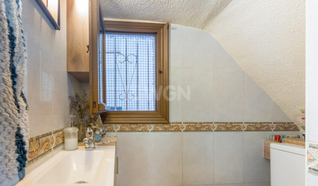 Odsprzedaż - Kamienica - Torrevieja - Nueva Torrevieja