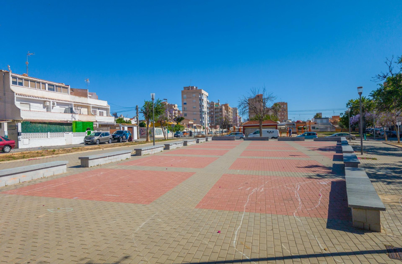 Odsprzedaż - Kamienica - Torrevieja - Nueva Torrevieja