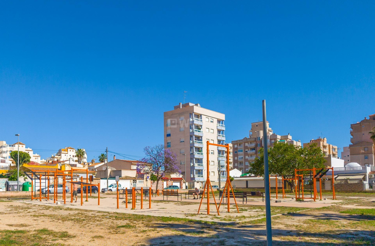 Odsprzedaż - Kamienica - Torrevieja - Nueva Torrevieja