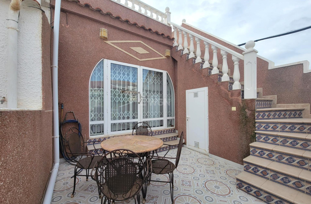 Odsprzedaż - Kamienica - Torrevieja - El Chaparral
