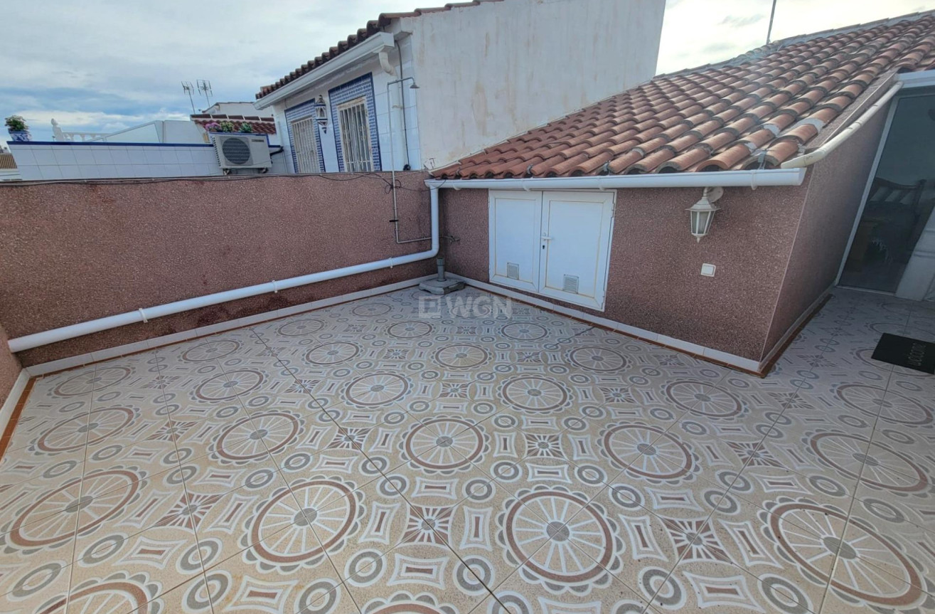 Odsprzedaż - Kamienica - Torrevieja - El Chaparral
