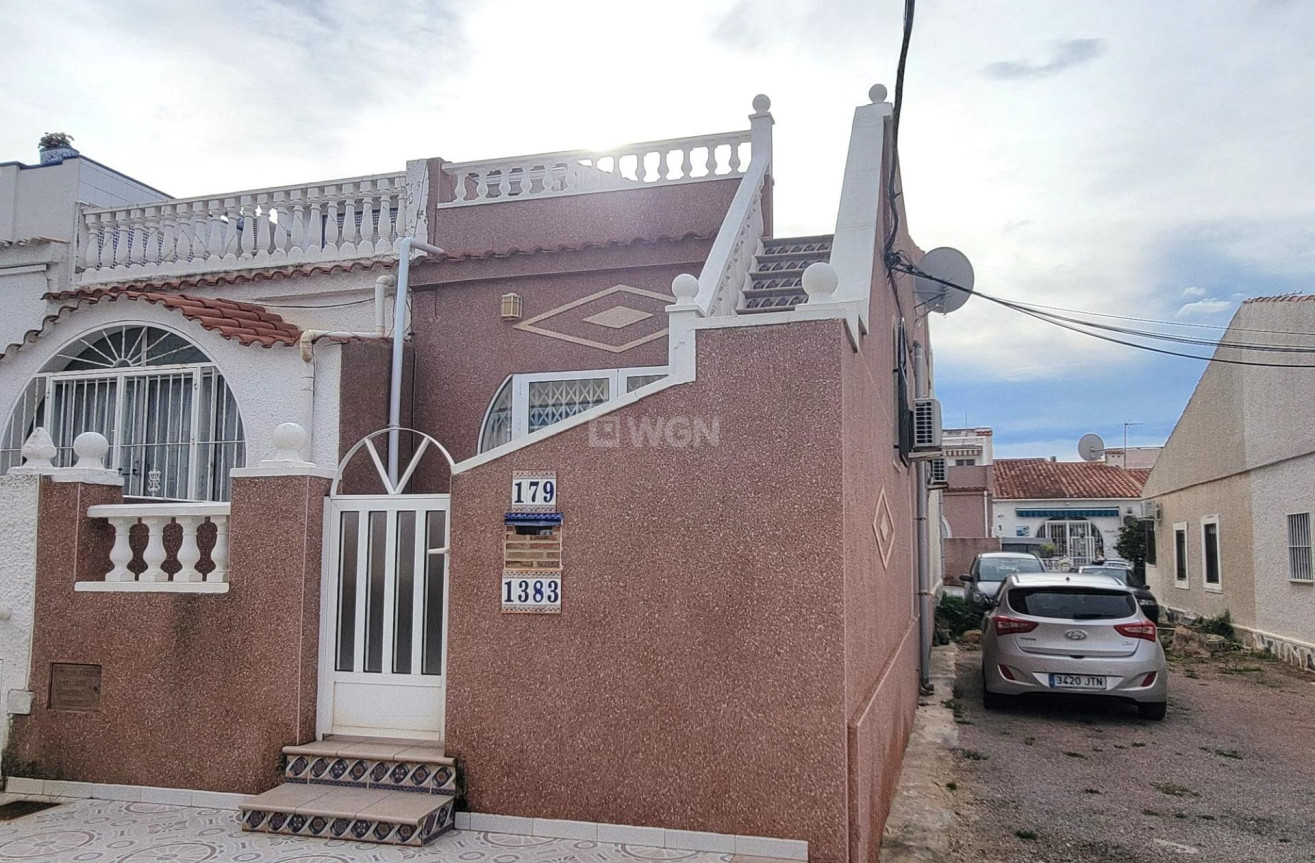 Odsprzedaż - Kamienica - Torrevieja - El Chaparral