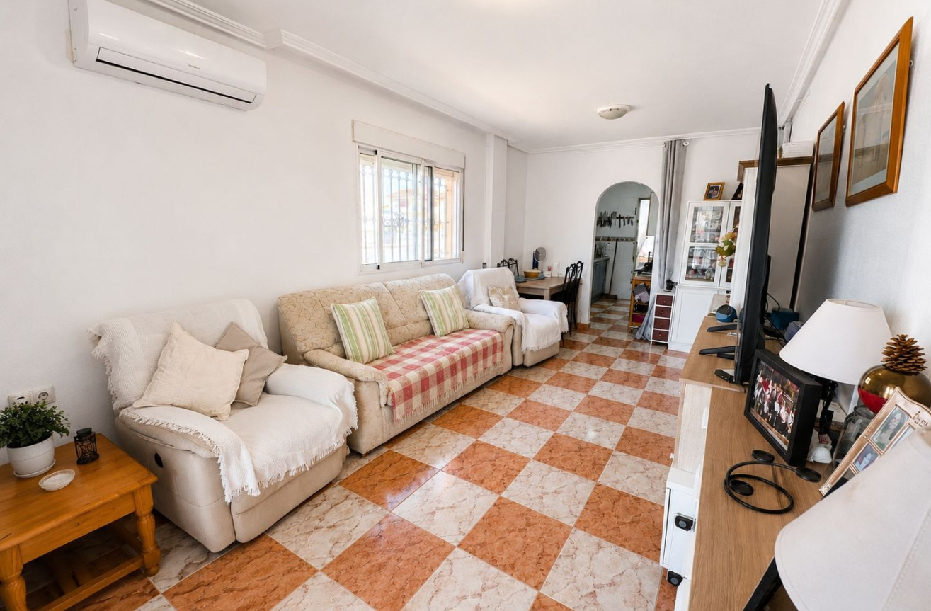 Odsprzedaż - Mieszkanie w bloku - Cabo Roig - Costa Blanca