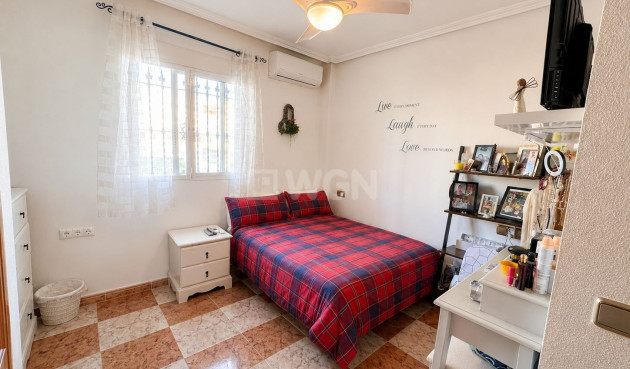 Odsprzedaż - Mieszkanie w bloku - Cabo Roig - Costa Blanca