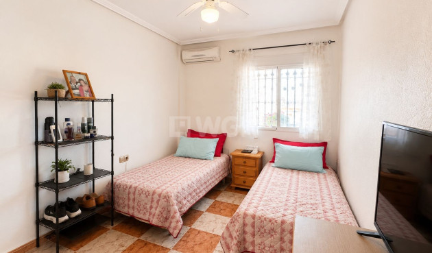 Odsprzedaż - Mieszkanie w bloku - Cabo Roig - Costa Blanca