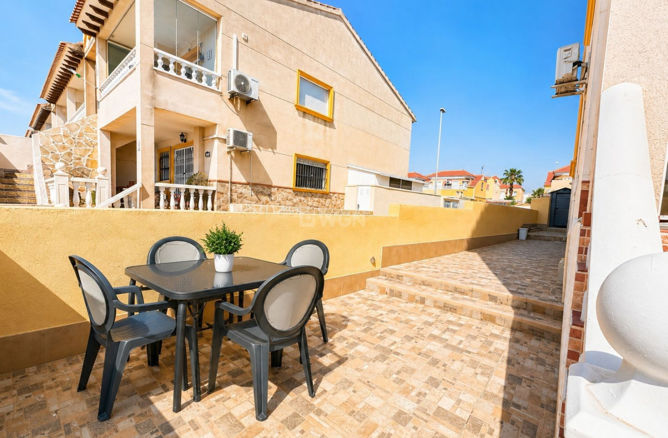 Odsprzedaż - Mieszkanie w bloku - Cabo Roig - Costa Blanca