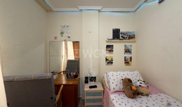 Odsprzedaż - Mieszkanie w bloku - Torrevieja - Curva Del Palangre