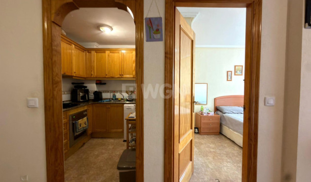 Odsprzedaż - Mieszkanie w bloku - Torrevieja - Curva Del Palangre
