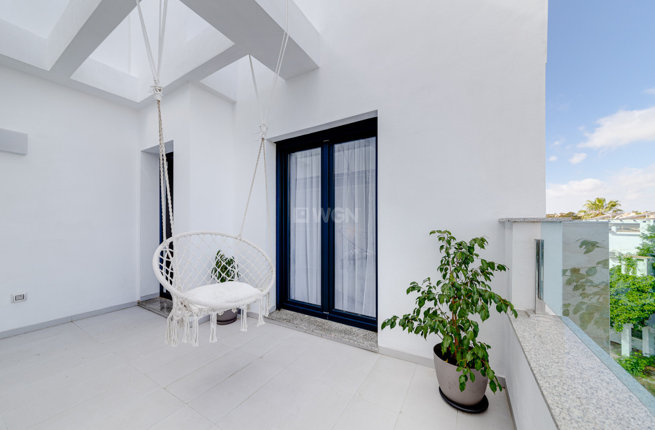 Odsprzedaż - Villa - Villamartin - Costa Blanca