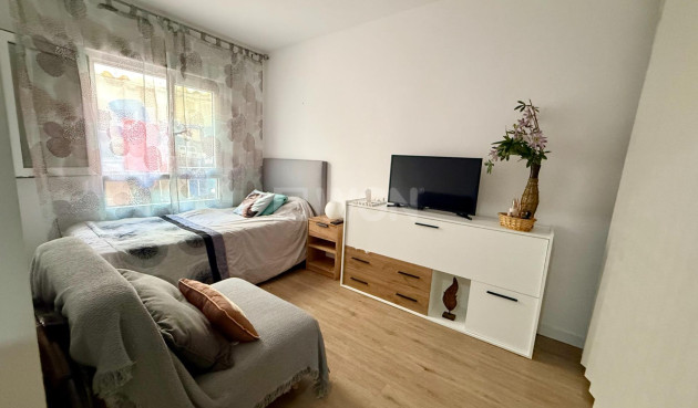 Odsprzedaż - Mieszkanie w bloku - Torrevieja - Centro