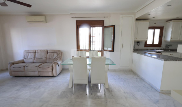 Odsprzedaż - Mieszkanie w bloku - Orihuela Costa - Costa Blanca