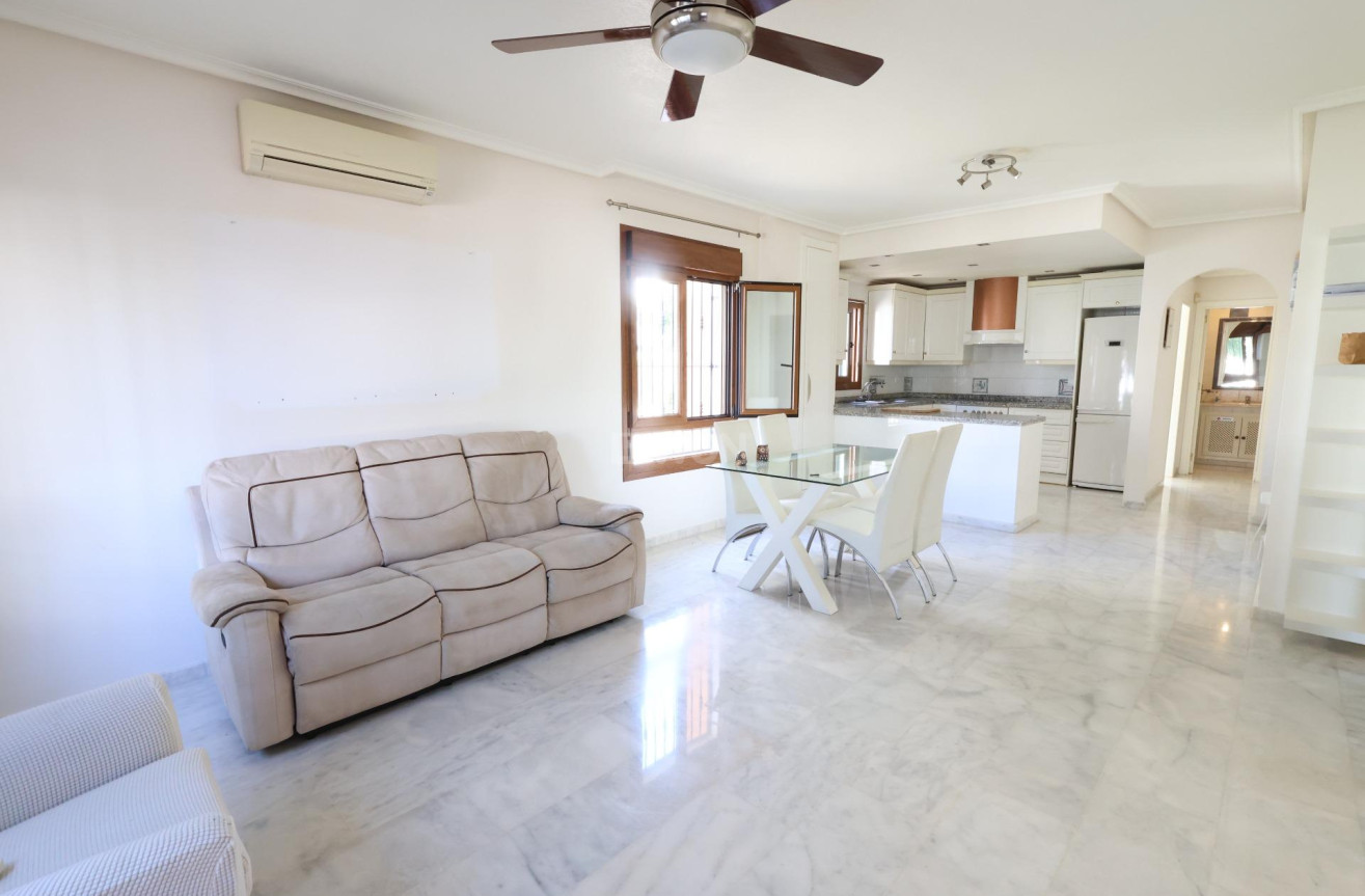 Odsprzedaż - Mieszkanie w bloku - Orihuela Costa - Costa Blanca