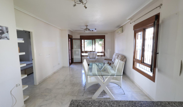 Odsprzedaż - Mieszkanie w bloku - Orihuela Costa - Costa Blanca