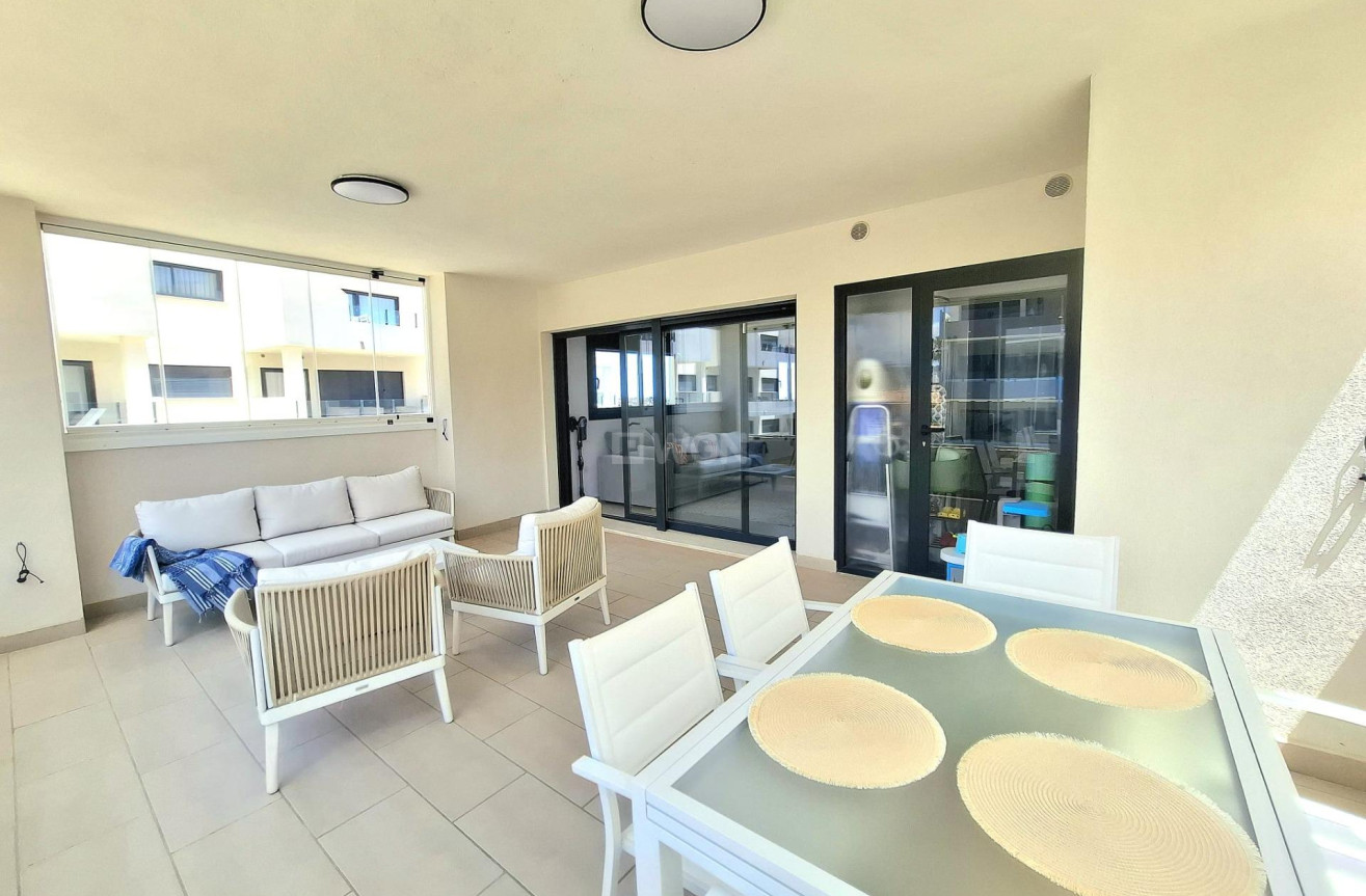 Odsprzedaż - Mieszkanie w bloku - Orihuela Costa - Villamartín