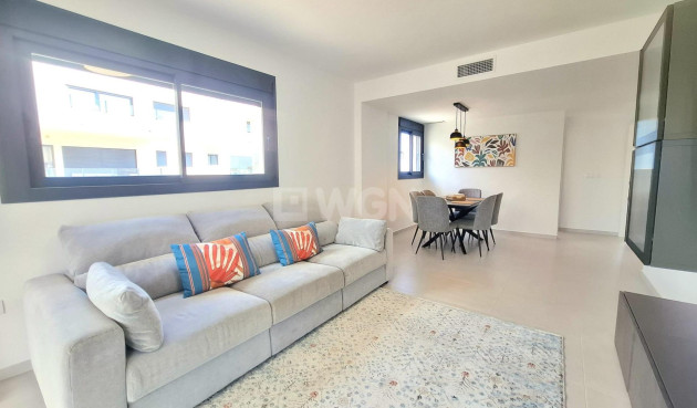Odsprzedaż - Mieszkanie w bloku - Orihuela Costa - Villamartín