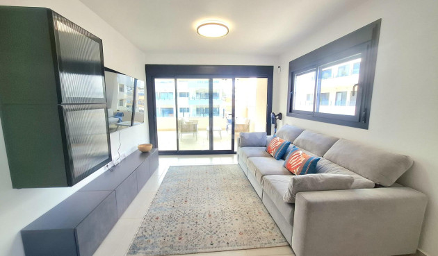 Odsprzedaż - Mieszkanie w bloku - Orihuela Costa - Villamartín