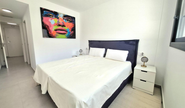 Odsprzedaż - Mieszkanie w bloku - Orihuela Costa - Villamartín