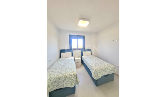 Odsprzedaż - Mieszkanie w bloku - Orihuela Costa - Villamartín